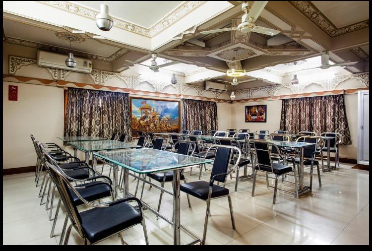 Hotel Bharat Niwas 비카네르 외부 사진